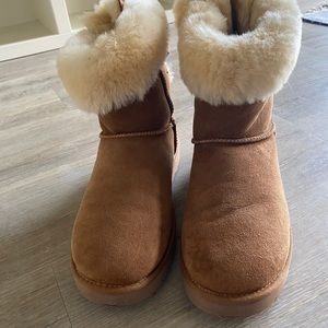UGG Boots with bows 🎀